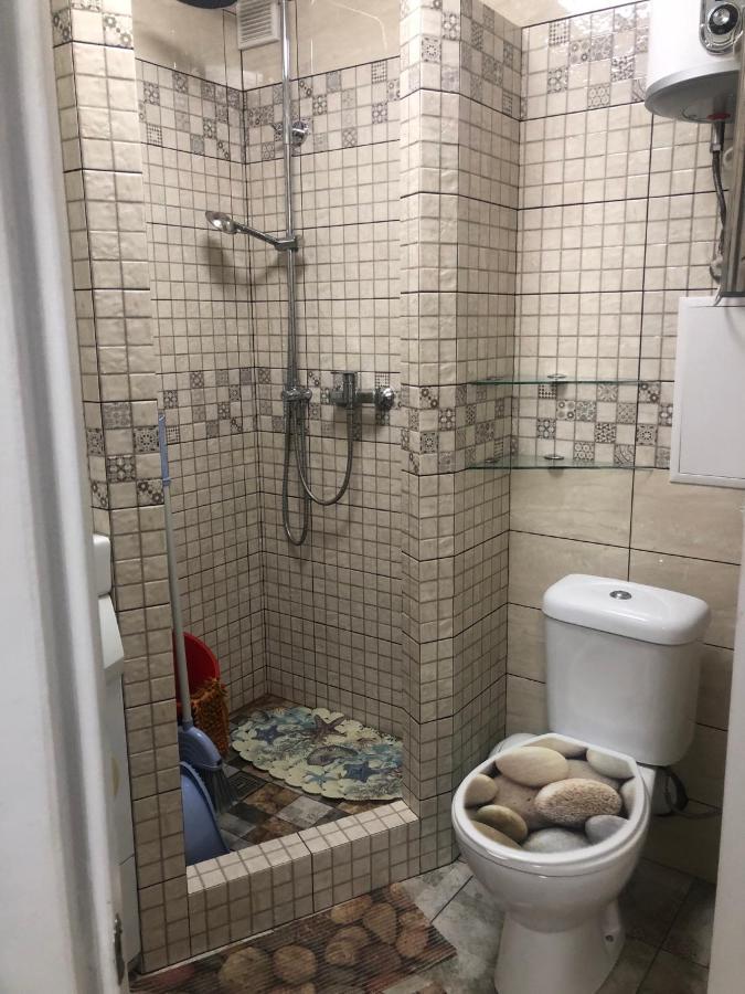 Appartamento Квартира На Сегедской.Пляж Дельфин.Клиника Филатова Odessa Esterno foto